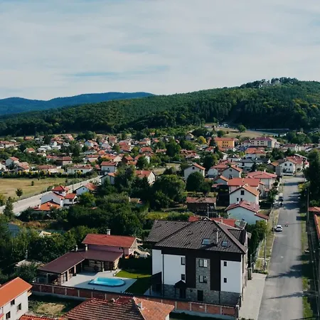 станковата къща 게스트하우스 *